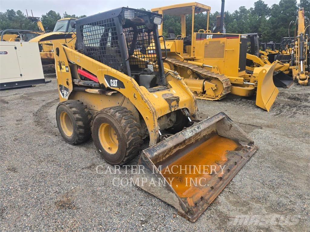 CAT 236 B SERIES 3 Schrankladers