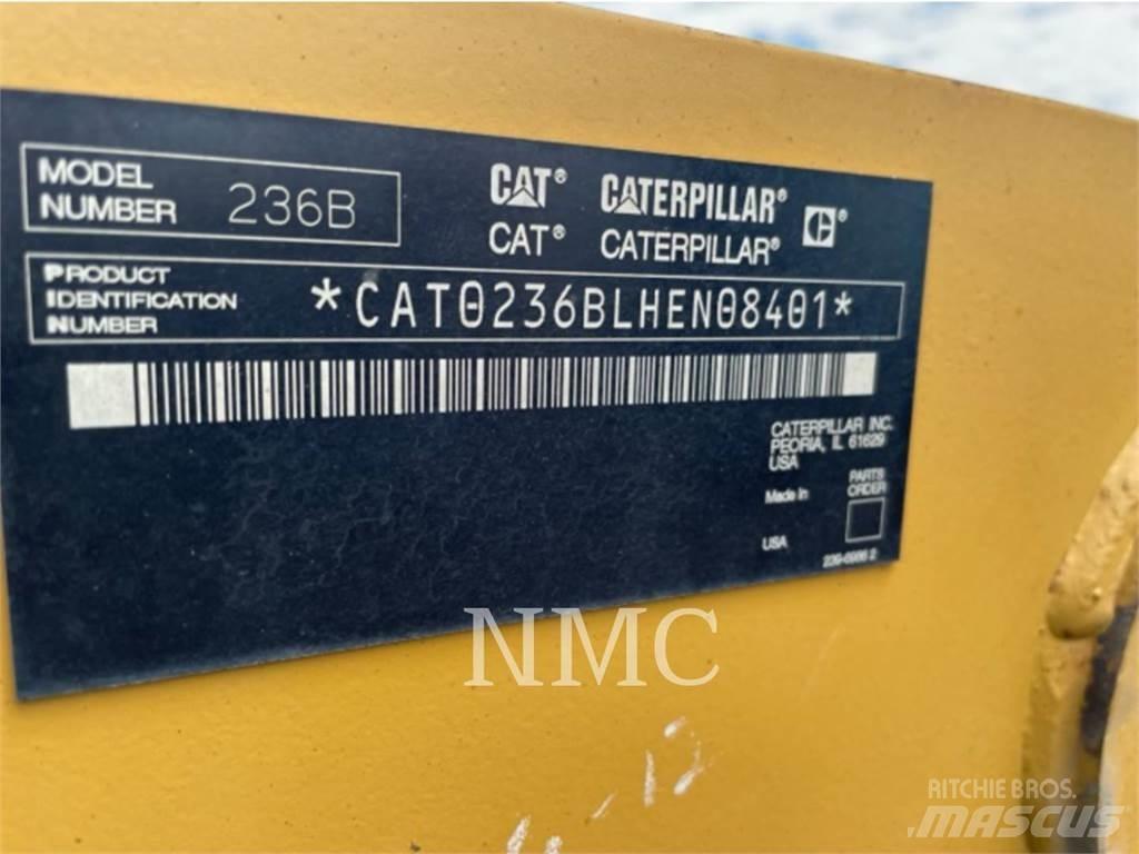 CAT 236B Schrankladers