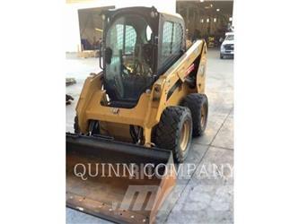 CAT 236D Schrankladers