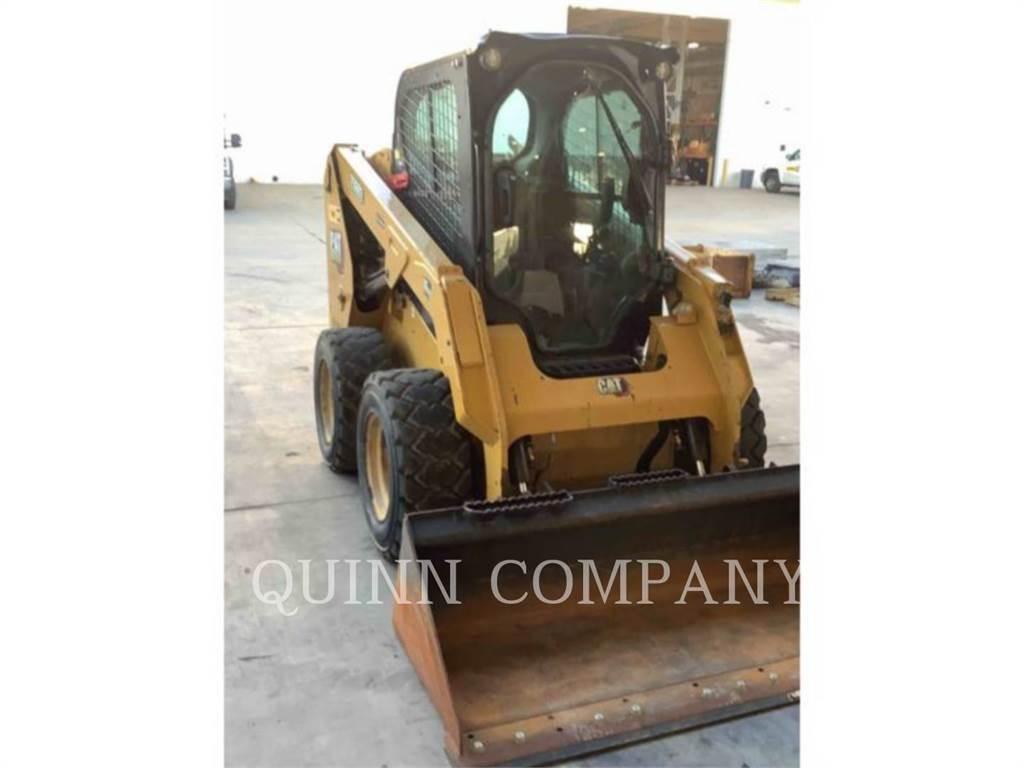 CAT 236D Schrankladers