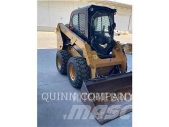 CAT 236D Schrankladers