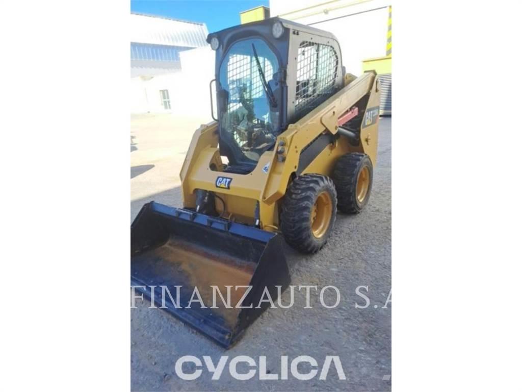 CAT 236D Schrankladers