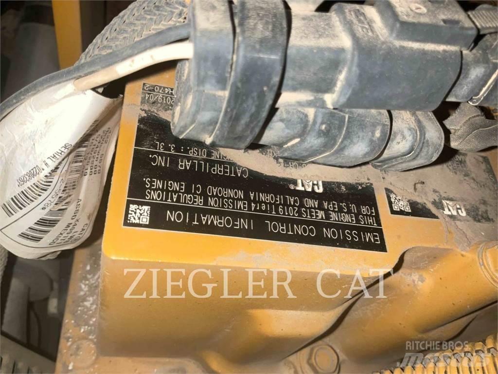 CAT 236D Schrankladers