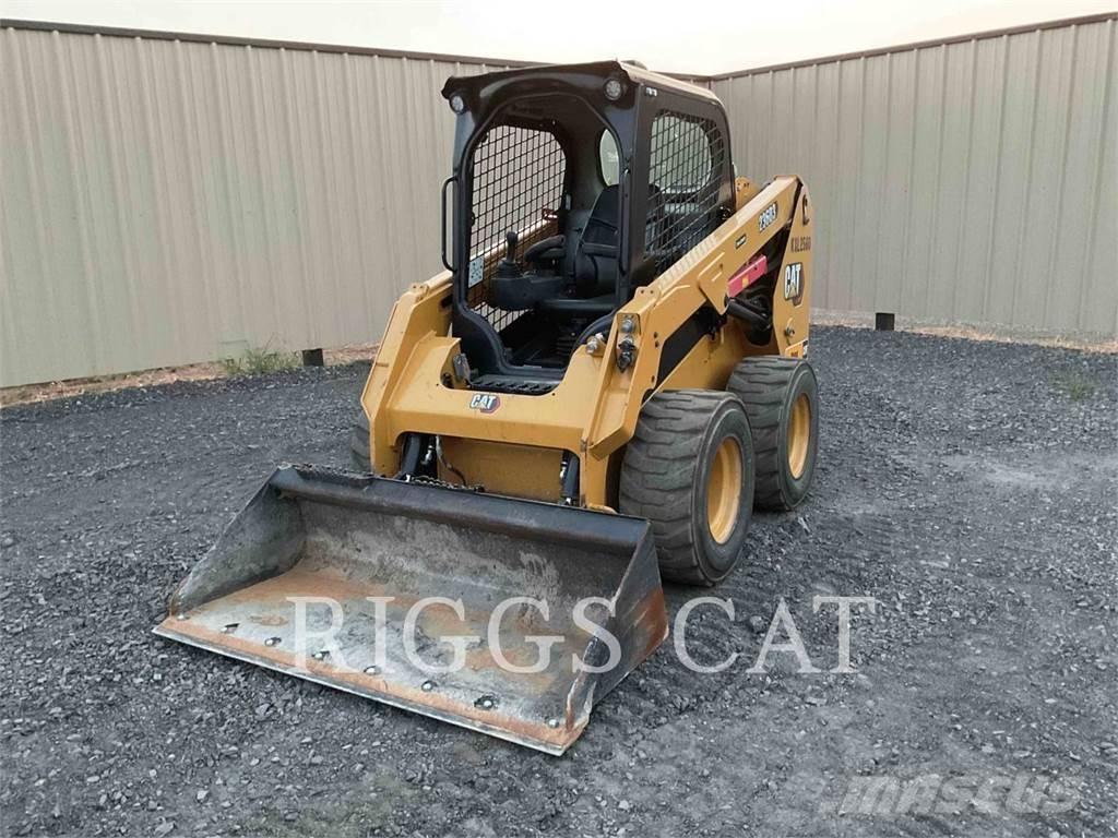 CAT 236D Schrankladers