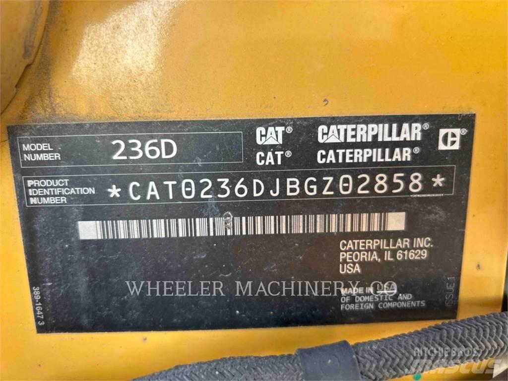 CAT 236D C3 2S Schrankladers