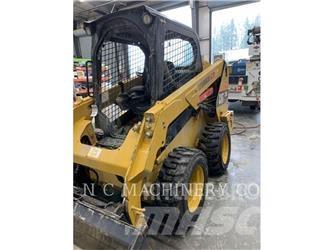 CAT 236D H2CN Schrankladers