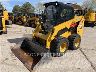 CAT 236D3 Schrankladers