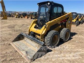 CAT 236D3 Schrankladers
