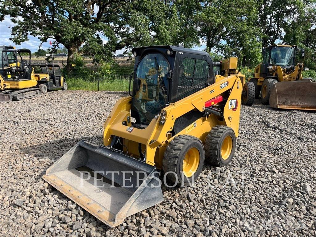 CAT 236D3 Schrankladers