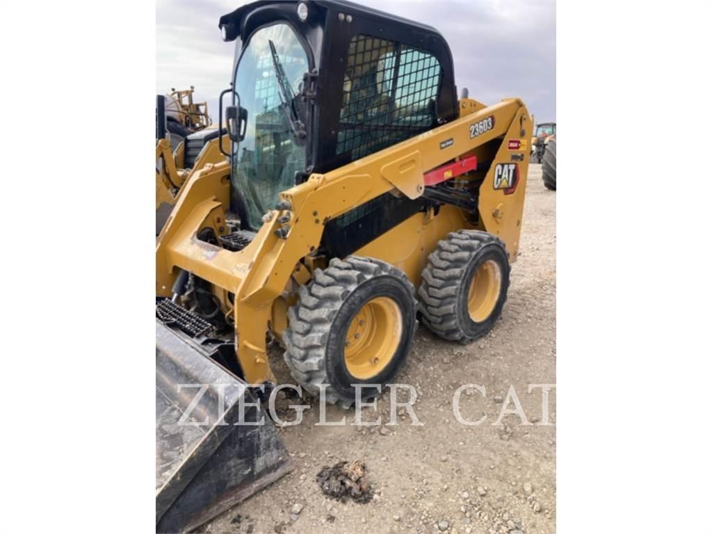 CAT 236D3 Schrankladers