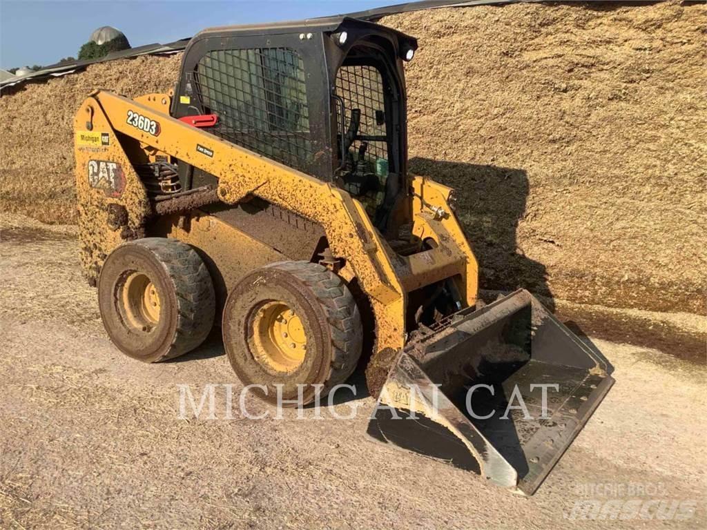CAT 236D3 A2Q Schrankladers