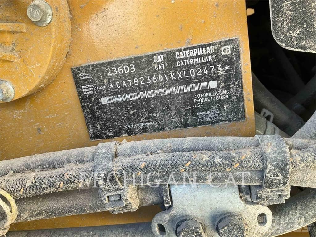 CAT 236D3 AQ Schrankladers