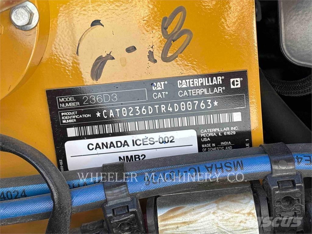 CAT 236D3 C3H2 Schrankladers