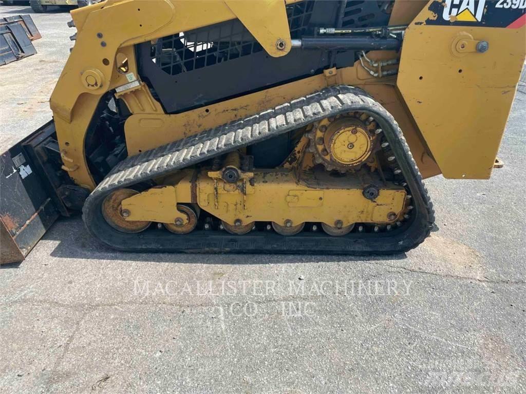 CAT 239D Rupsladers