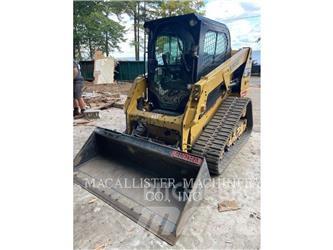 CAT 239D Rupsladers