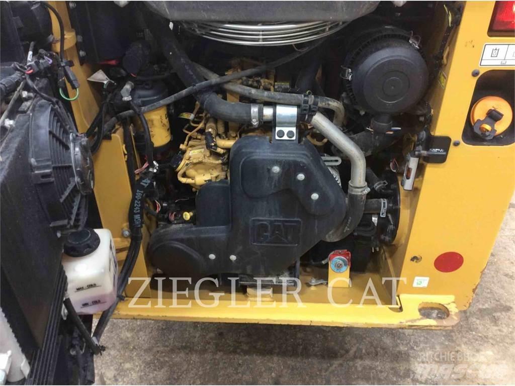 CAT 239D Rupsladers