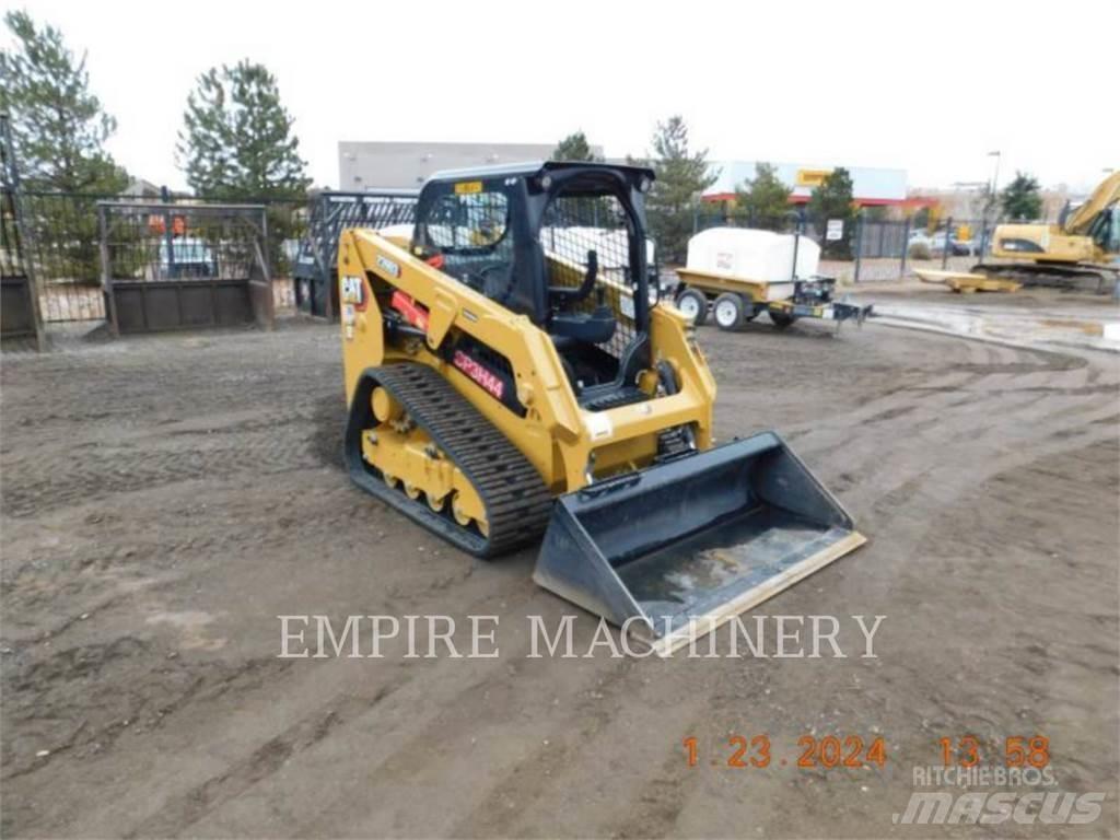 CAT 239D3 Schrankladers