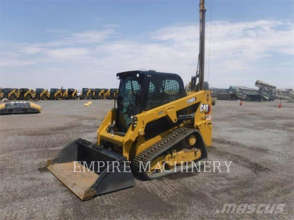 CAT 239D3-TL Schrankladers