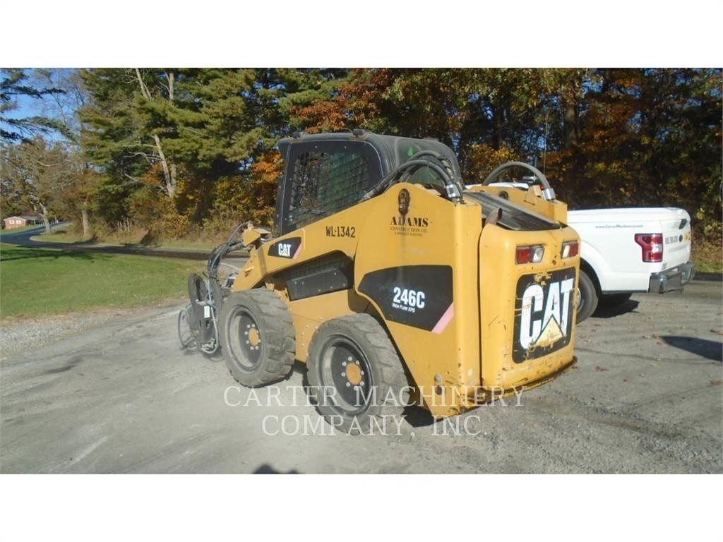 CAT 246C Schrankladers
