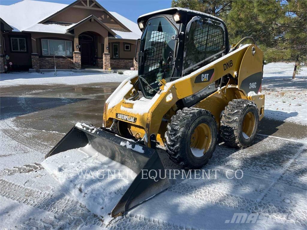 CAT 246C Schrankladers