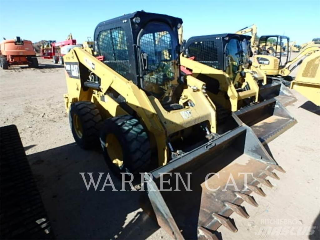 CAT 246D Schrankladers