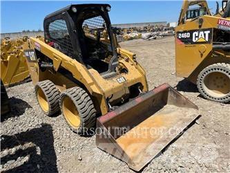 CAT 246D Schrankladers