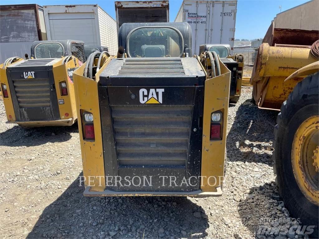CAT 246D Schrankladers