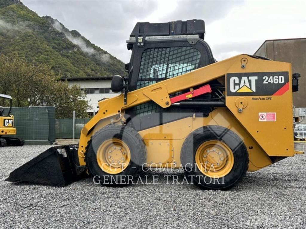 CAT 246D Schrankladers