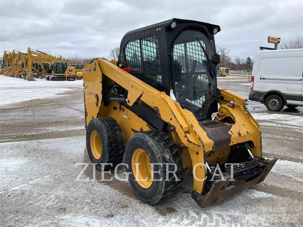 CAT 246D Schrankladers