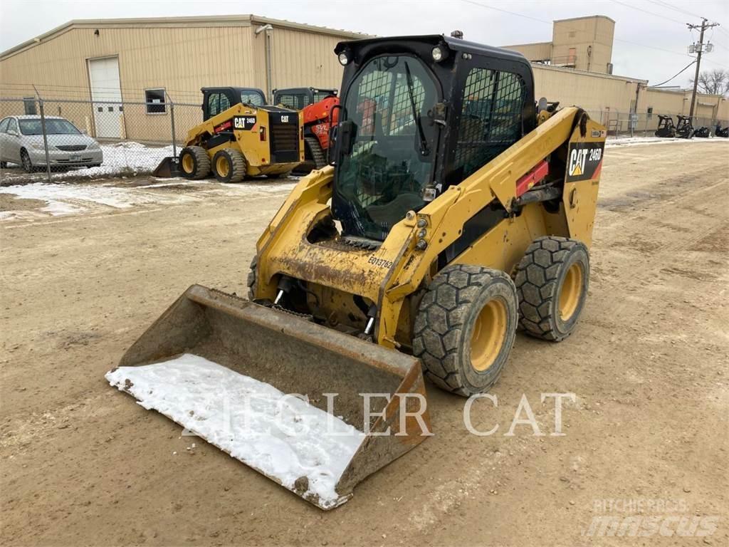 CAT 246D Schrankladers