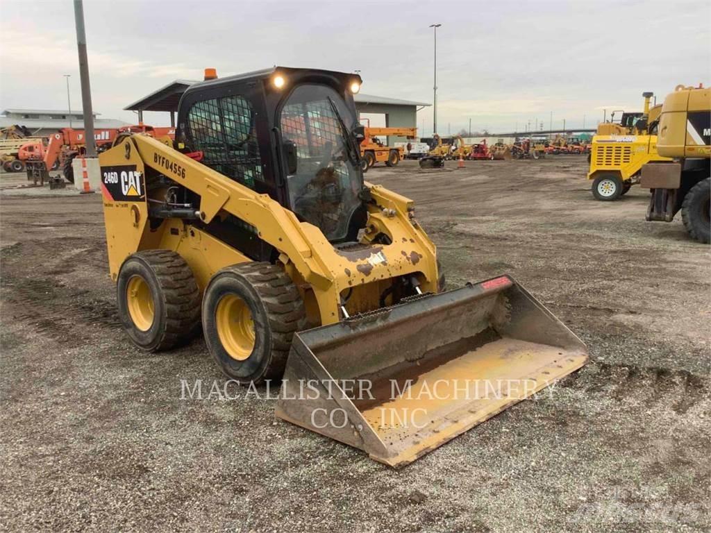 CAT 246D Schrankladers