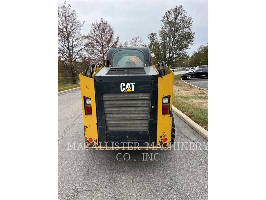 CAT 246D Schrankladers