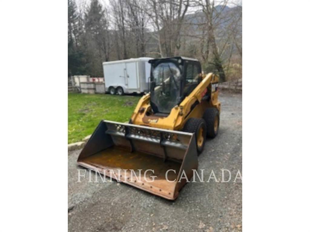 CAT 246D Schrankladers
