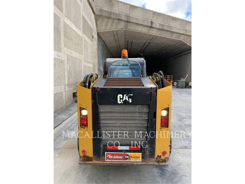 CAT 246D Schrankladers
