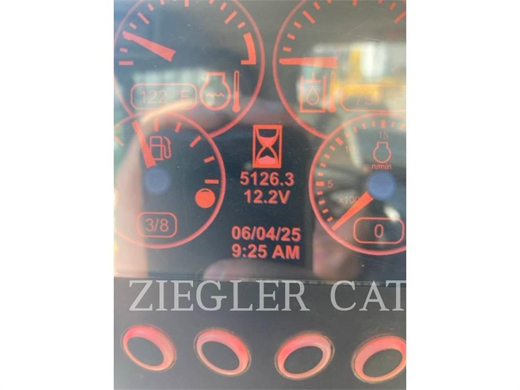 CAT 246D Schrankladers