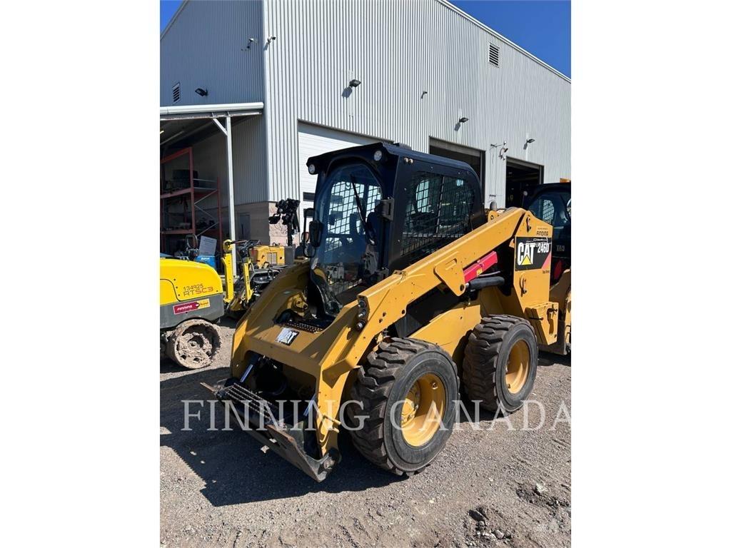 CAT 246D Schrankladers