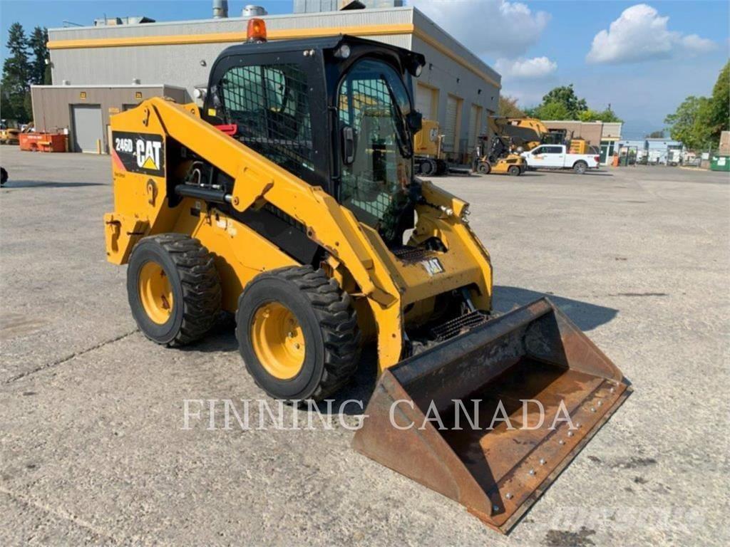 CAT 246D Schrankladers