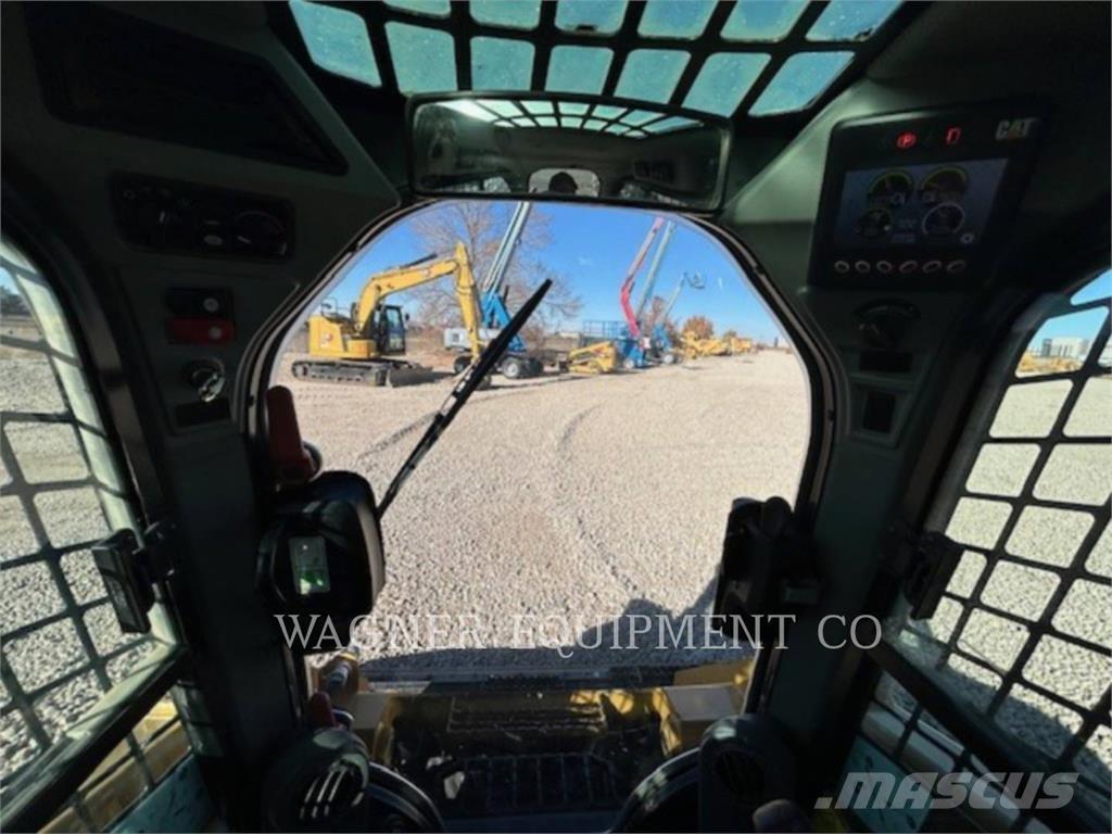 CAT 246D Schrankladers