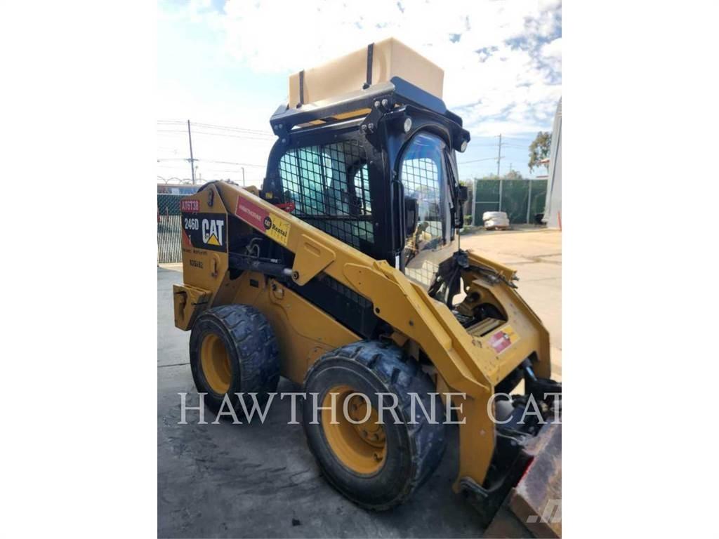 CAT 246D CBHF Schrankladers