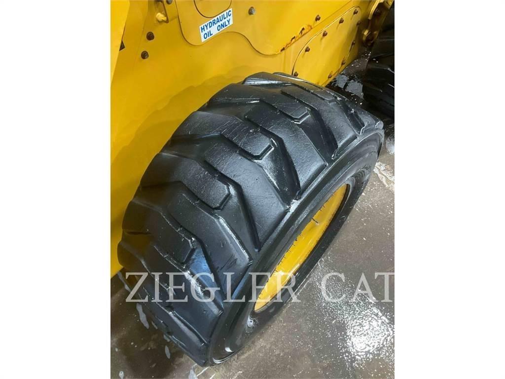 CAT 246D3 Schrankladers