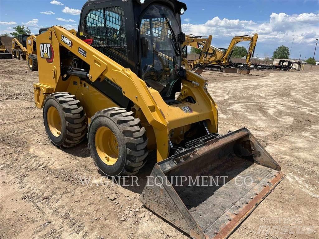CAT 246D3 Schrankladers