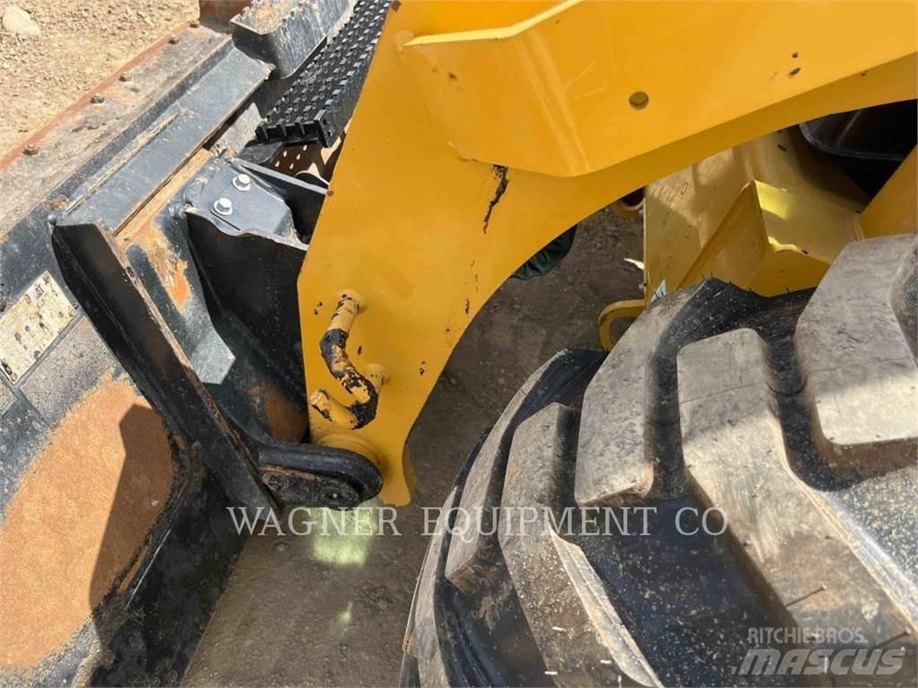 CAT 246D3 Schrankladers