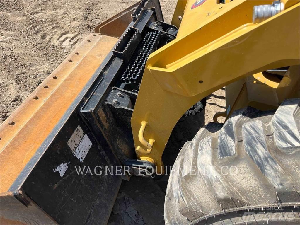 CAT 246D3 Schrankladers