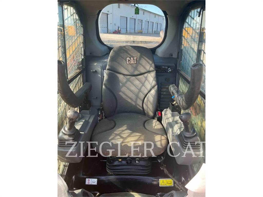 CAT 246D3 Schrankladers