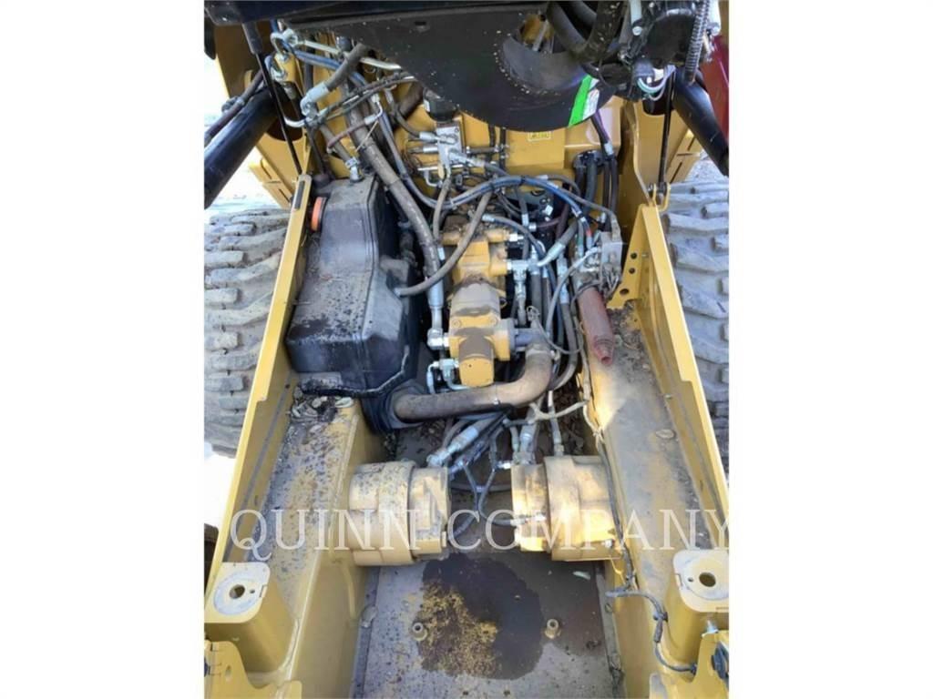 CAT 246D3 Schrankladers