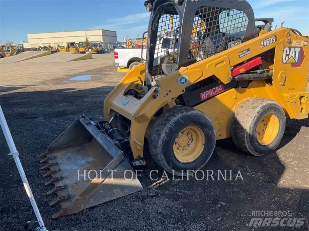 CAT 246D3 HF Schrankladers