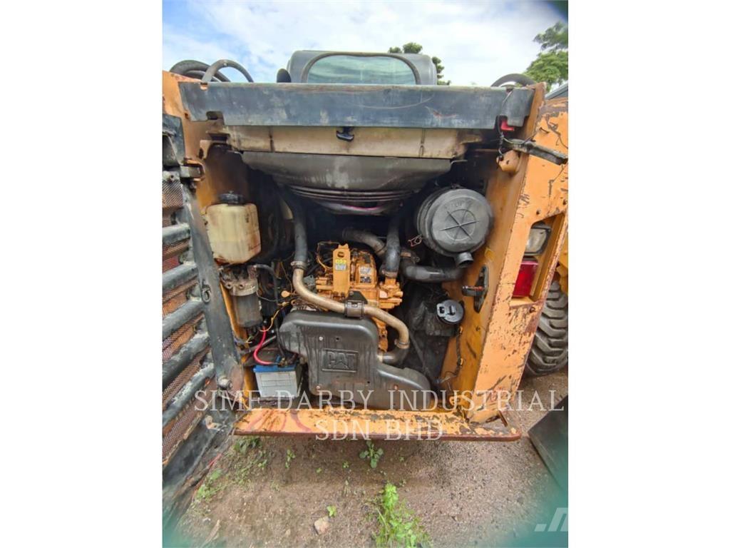 CAT 246DLRC Schrankladers