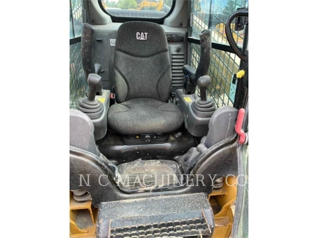 CAT 249D H2CB Schrankladers