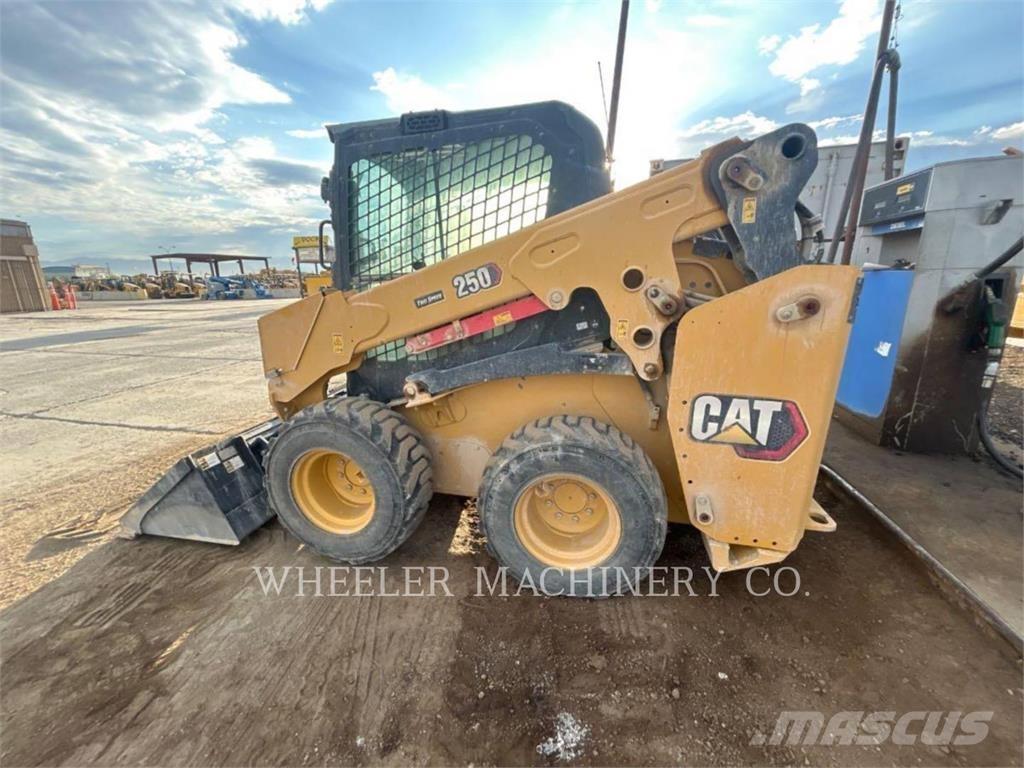 CAT 250 C3H2 Schrankladers