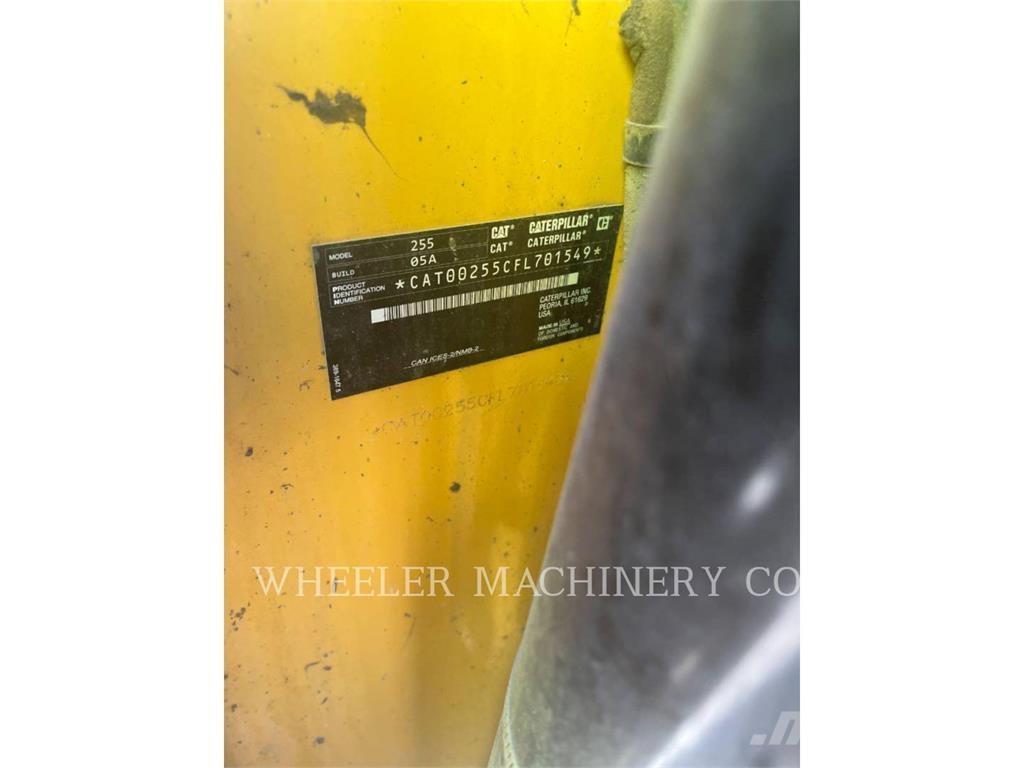 CAT 255 C3HF Rupsladers